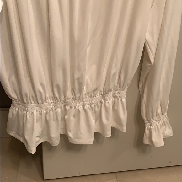 White Off The Shoulder Blouse - Picture 3 of 4